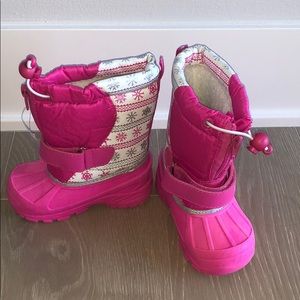 New Baby snow boots snow Pink white with zipper